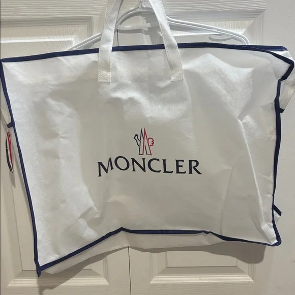 Moncler Shiny Black unisex Puffer Jacket - Picture 7 of 12